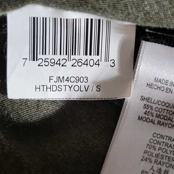 NWT BCBG Maxazria Crop Army Olive Green Moto Jacket Quilted Sructured Shoulders - Picture 6 of 10